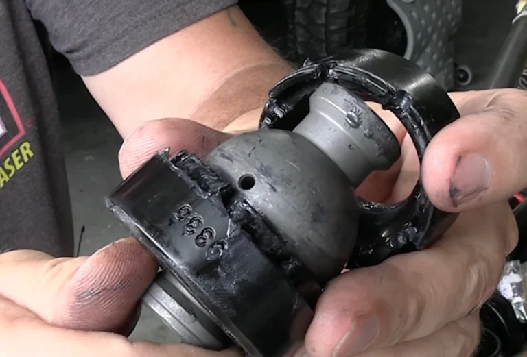 13align the ball and bushings  SYZ Rod Ends Align the ball and bushings