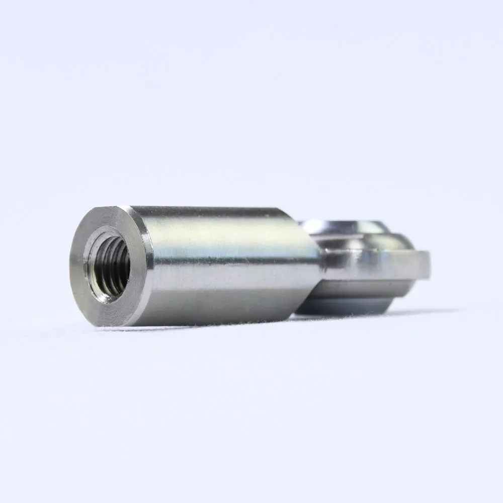 SCF-MT-Rod-End-Silver-Perspective-View