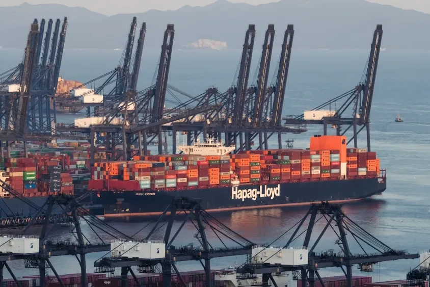 Freight: Congestion Eats Capacity While Rates Diverge - source image from weekly industrial news